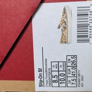 BNIB Trippy Floral print Vans